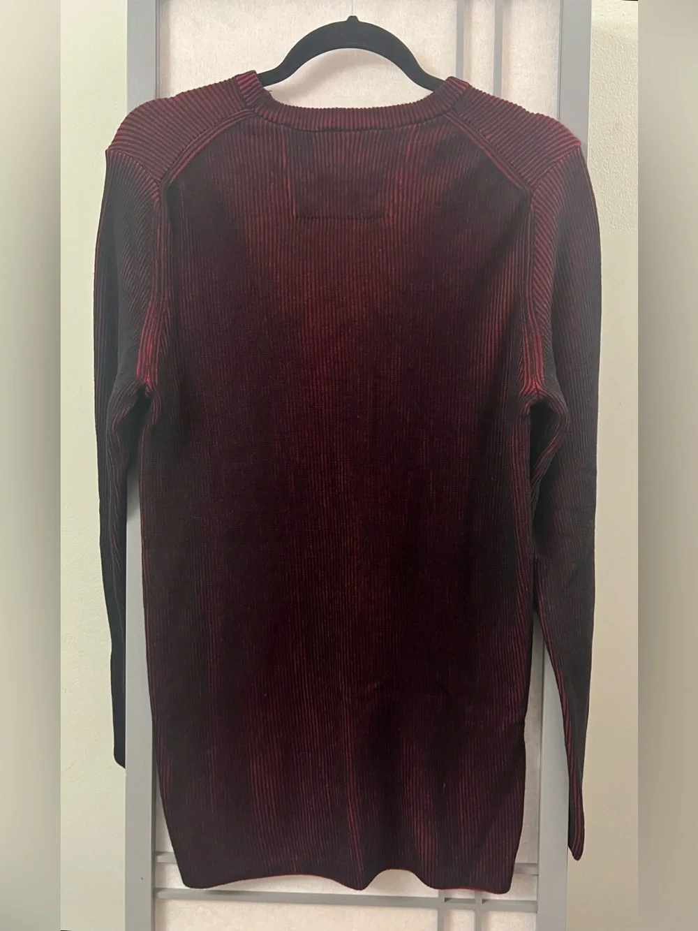 NWT Kenneth Cole Awareness Sweater Crew Neck Men's Slim Fit Medium Red Black